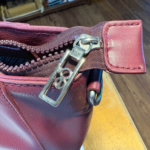 Cloe Burgundy Tote Bag with Scarf and crossbody strap - Picture 10 of 10